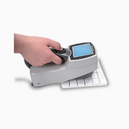 MiniScan EZ 4500L: Portable Spectrophotometer.